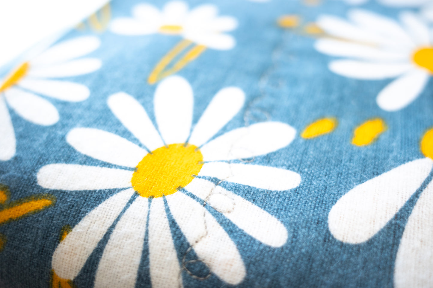 Daisy Flannel Baby Blanket